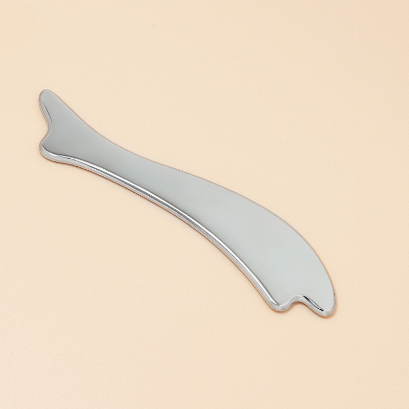 Visvormig Gua Sha-bord van zinklegering met gepersonaliseerde kleuren en logo Visvormig Gua Sha-bord van zinklegering met gepersonaliseerde kleuren en logo