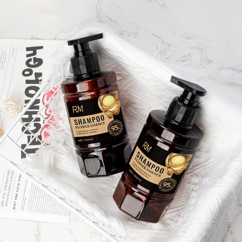 500 ml huisdier plastic bloemblaadje pompfles met schroefpomp hoogwaardige hotelshampoofles voor persoonlijke verzorgingsverpakking 500 ml huisdier plastic bloemblaadje pompfles met schroefpomp hoogwaardige hotelshampoofles voor persoonlijke verzorgingsverpakking