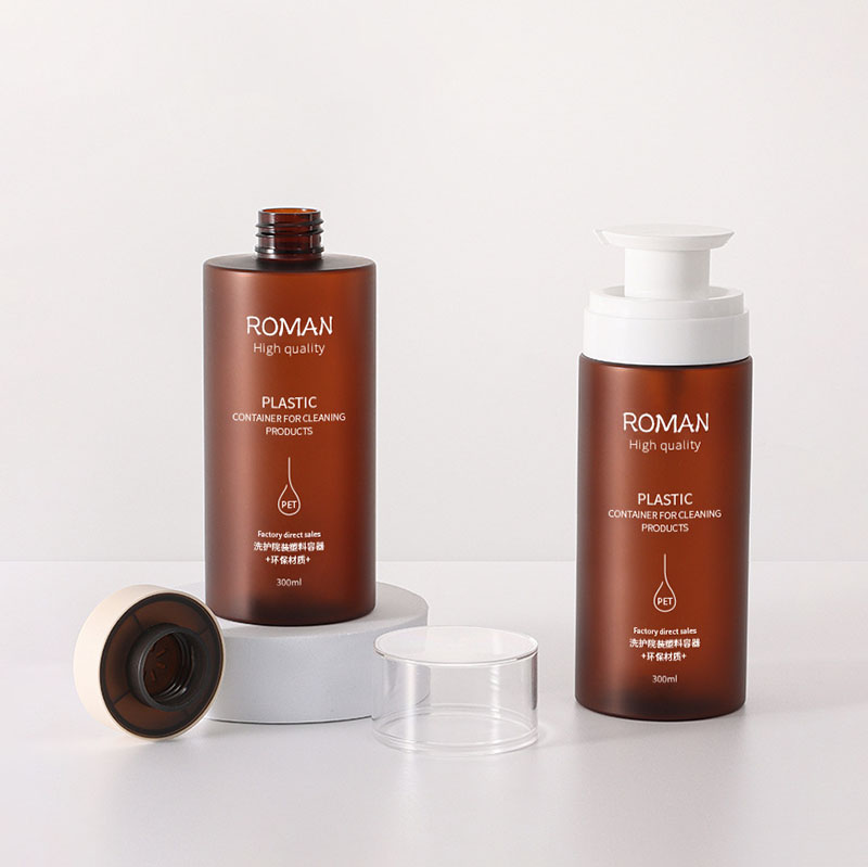 Plastic Flessen met Pomp Dispenser Lekvrije Grote Lege Helder Amber Cilinder Hervulbaar voor Shampoo Haarconditioner Lotion Oliën