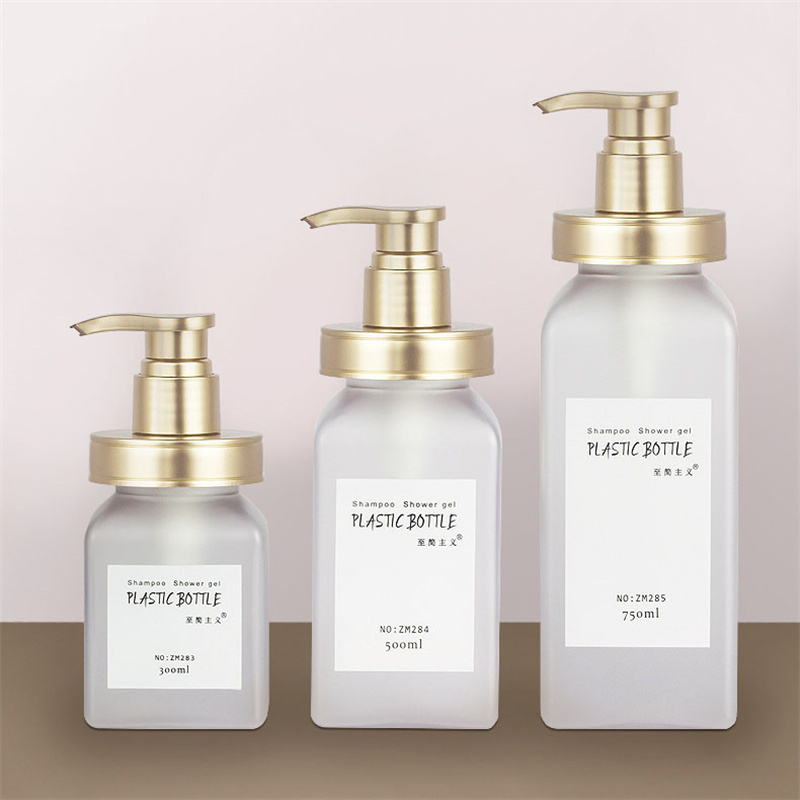 300 ml 500 ml 700 ml luxe cosmetische verpakking mat zacht oppervlak Touch Squeeze Body Lotion Wash Hotel Shampoo-flessen met gouden roospomp 300 ml 500 ml 700 ml luxe cosmetische verpakking mat zacht oppervlak Touch Squeeze Body Lotion Wash Hotel Shampoo-flessen met gouden roospomp