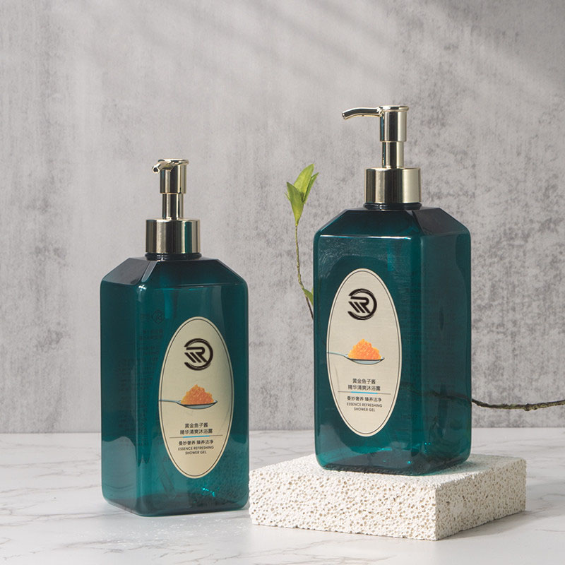 Private Label PET Plastic Donkergroen Huidverzorging Moisturizer Bodylotion Haarverzorging Shampoo Doseerfles Container 550 ml