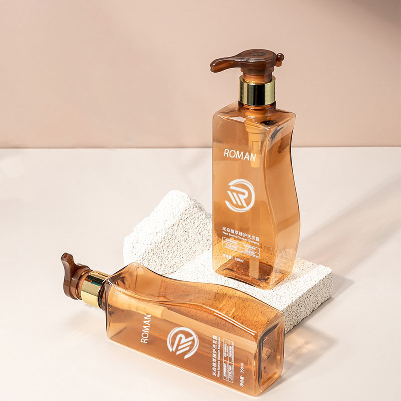 Betrouwbare 350 ml 500 ml gebogen amber huisdier plastic lege bodylotionfles met pomp voor haarverzorging shampoo conditioner of gezichtscrème gebruik Betrouwbare 350 ml 500 ml gebogen amber huisdier plastic lege bodylotionfles met pomp voor haarverzorging shampoo conditioner of gezichtscrème gebruik