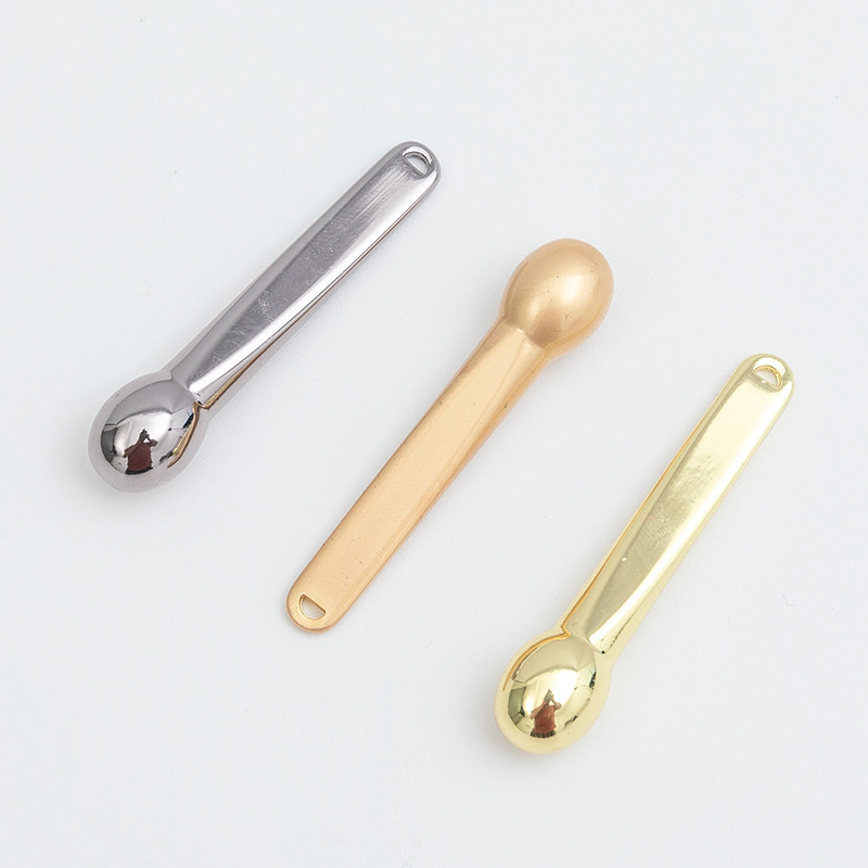 Metalen Oogcrème Massage Sticks Cosmetische Spatels Gezichtsmasker Lepel Mengen Spatel Scoop Anti Rimpel Legering Makeup Tools Metalen Oogcrème Massage Sticks Cosmetische Spatels Gezichtsmasker Lepel Mengen Spatel Scoop Anti Rimpel Legering Makeup Tools